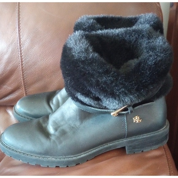 Lauren Ralph Lauren Leather Black Fur Logo Boots Booties 9.5 EUC Gold Hardware - Picture 2 of 8